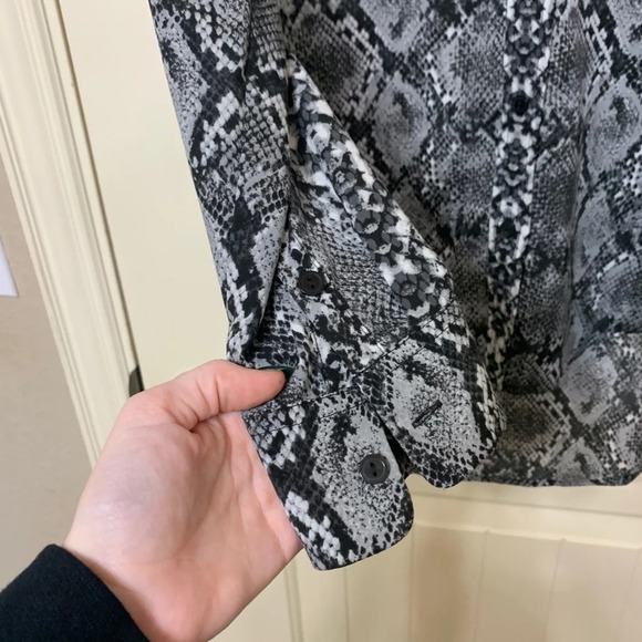 Apt. 9 Snakeskin Button-Down - Picture 3 of 6